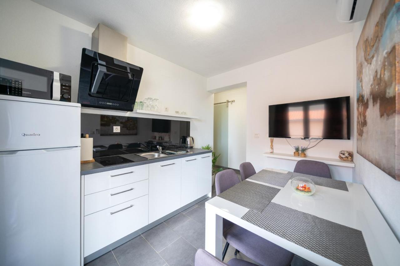 Holiday Apartments Amarilis Pakoštane 外观 照片
