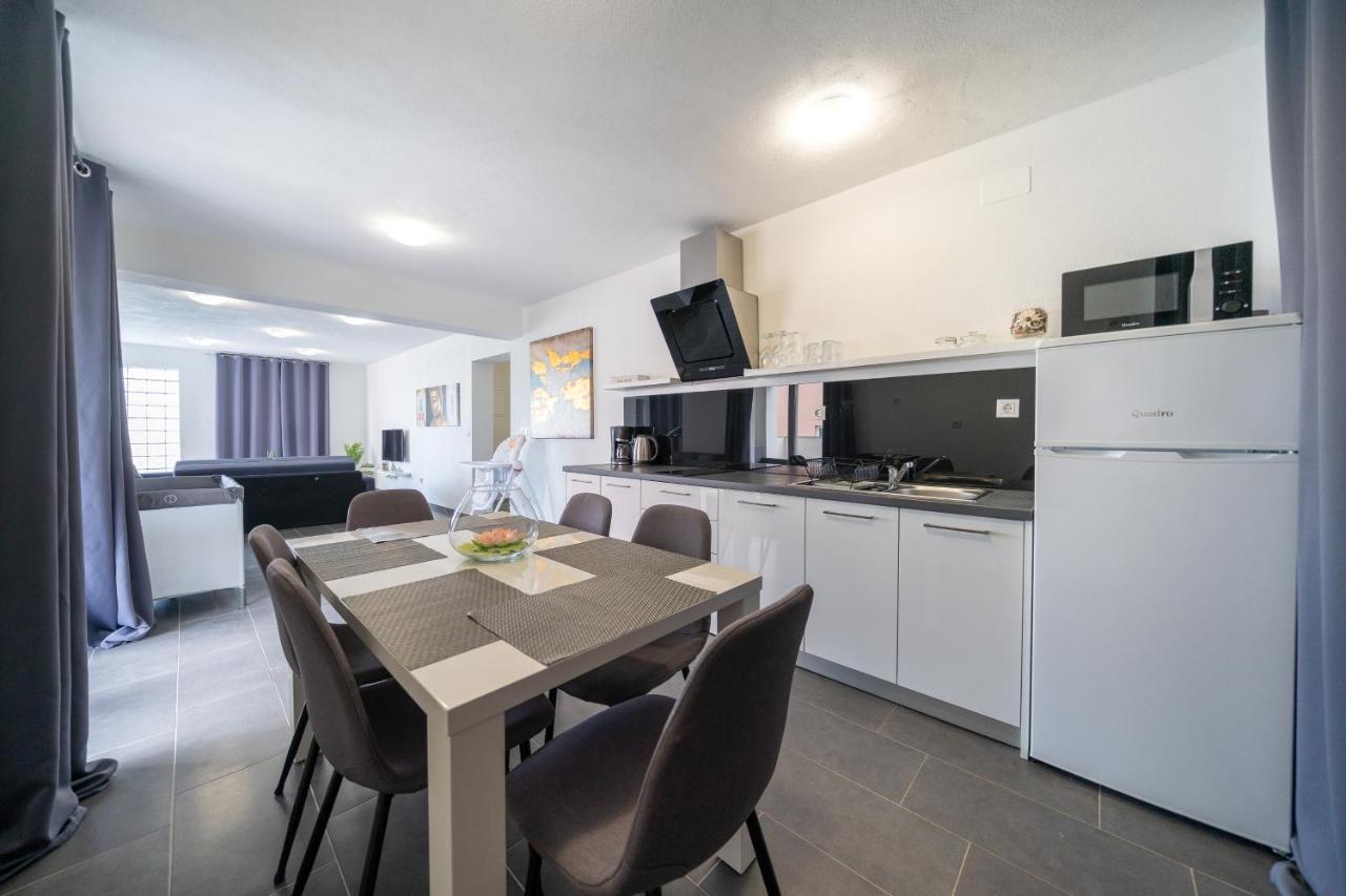 Holiday Apartments Amarilis Pakoštane 外观 照片