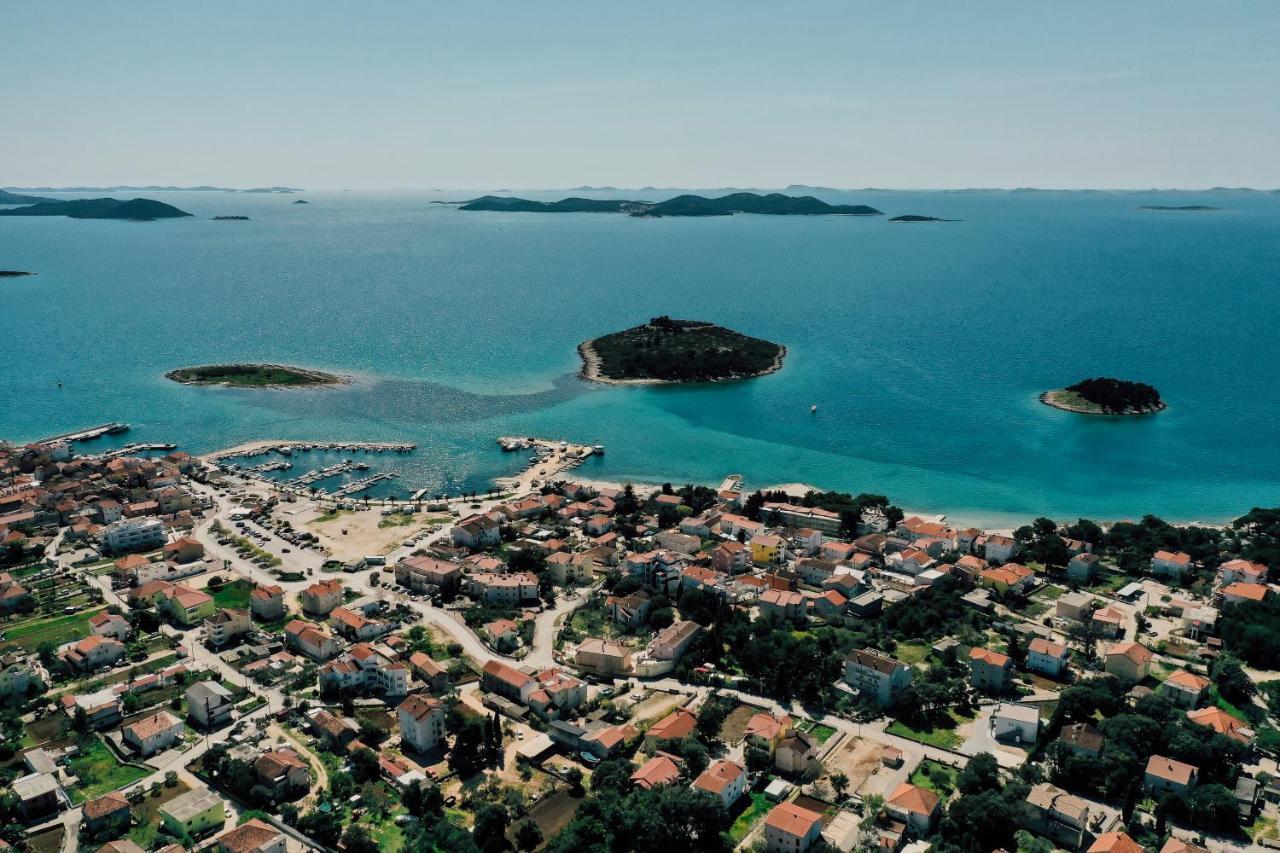 Holiday Apartments Amarilis Pakoštane 外观 照片