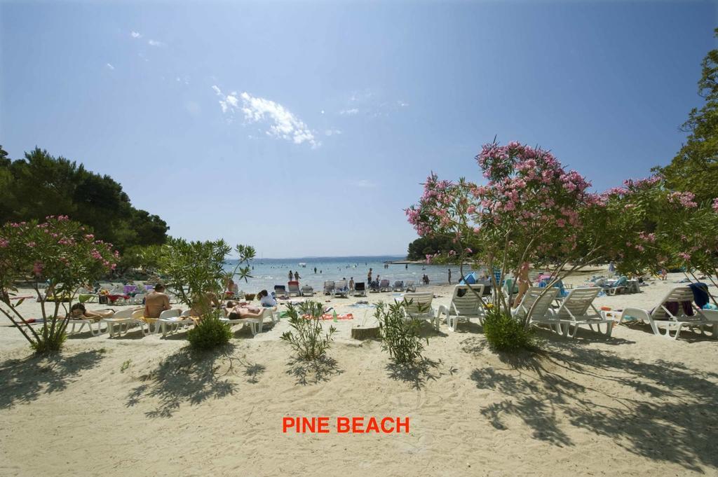 Holiday Apartments Amarilis Pakoštane 外观 照片